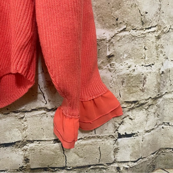 NWT Jessica Simpson Coral V Neck Ribbed Chiffon Trim Soft Stretch Sweater - Picture 3 of 7